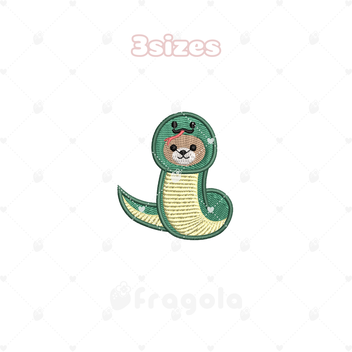 ヘビのきぐるみくま