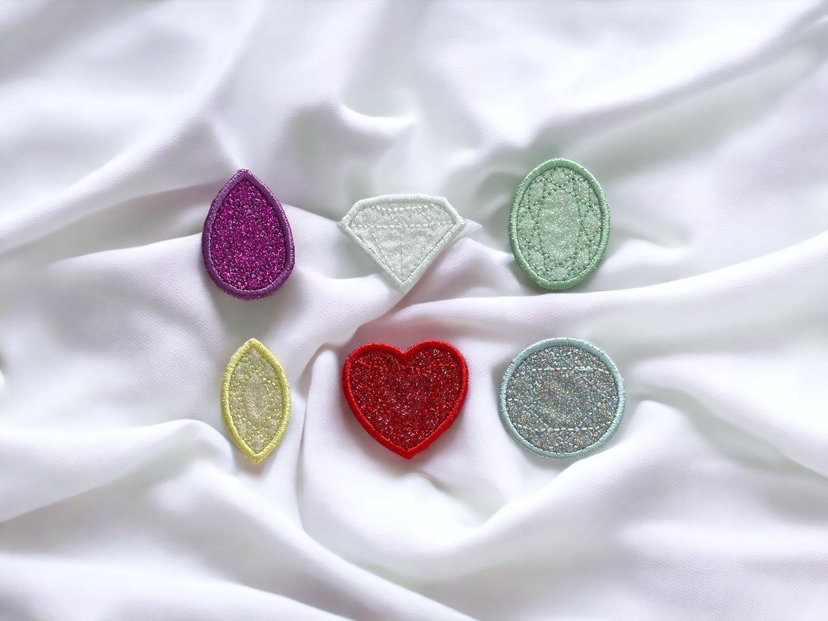 ジュエリーライン刺繍データセット(18ファイル)