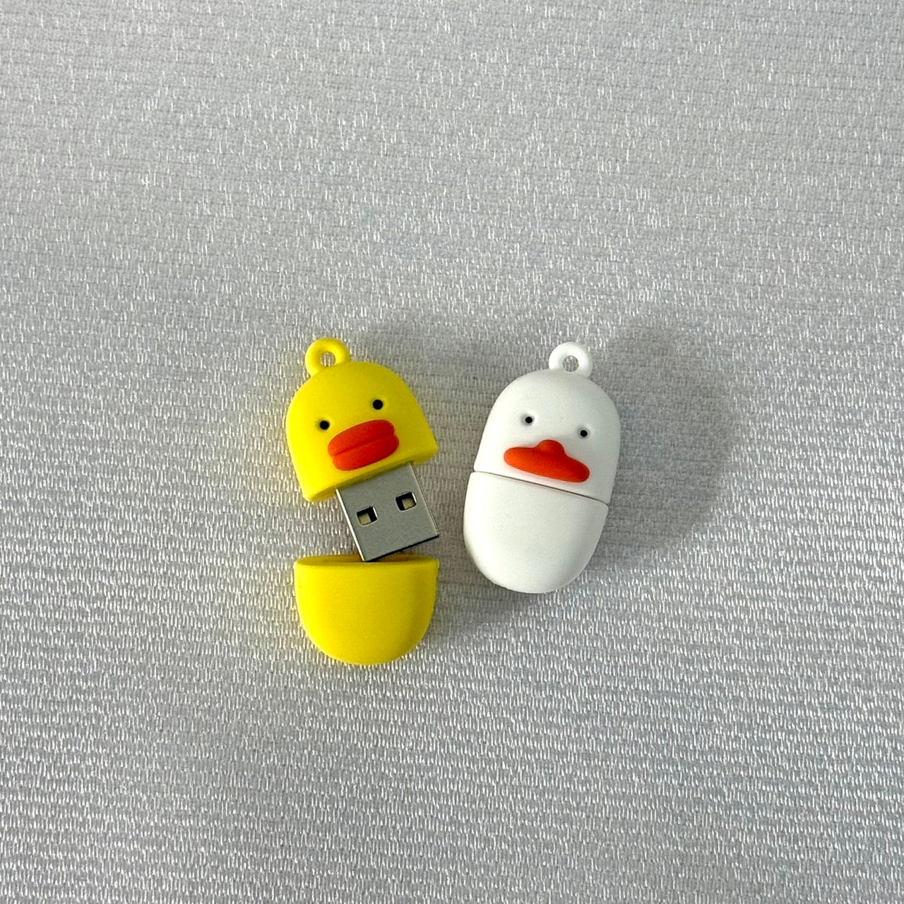 ガチョウUSB|刺しゅうデータと一緒にお届け