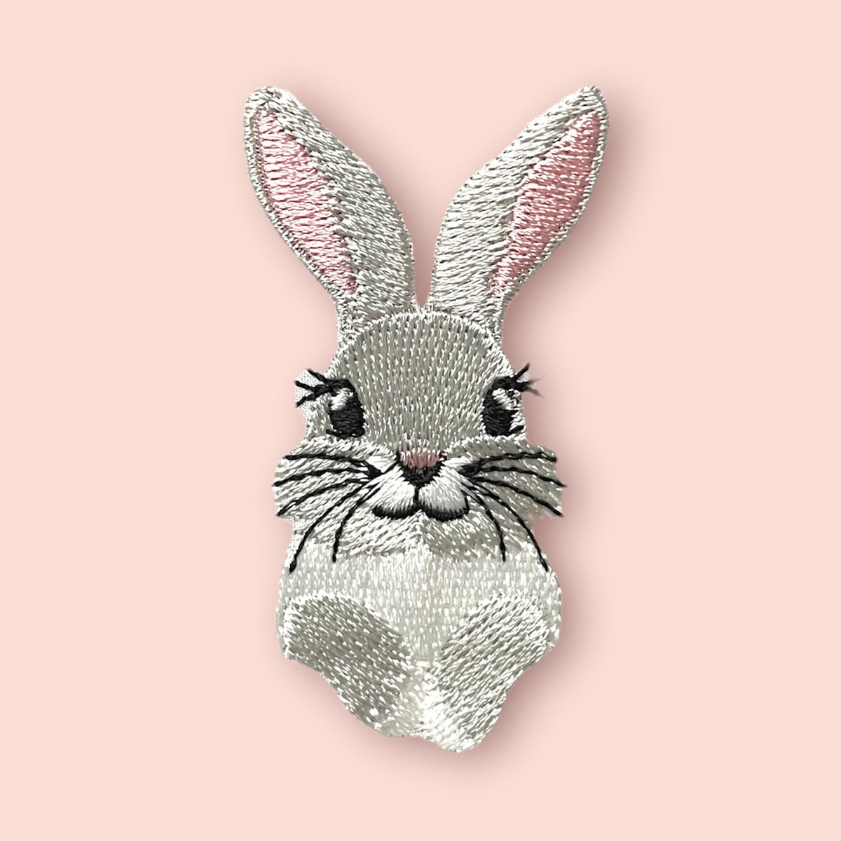 ハートを抱えたうさぎ 刺繍データセット