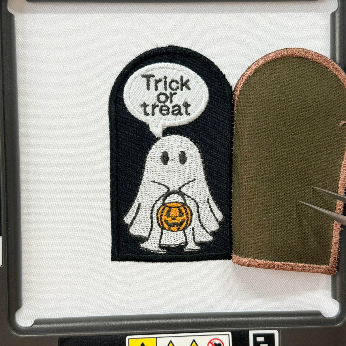 開くドア アップリケ刺繍データセット（8ファイル）