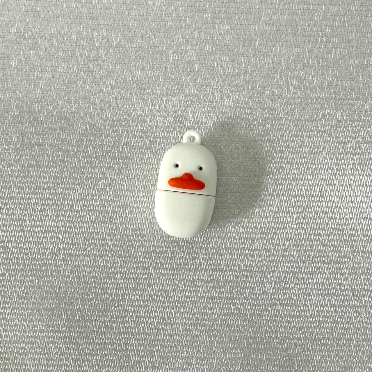ガチョウUSB｜刺しゅうデータと一緒にお届け